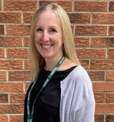 Rachel Mackay 256x300